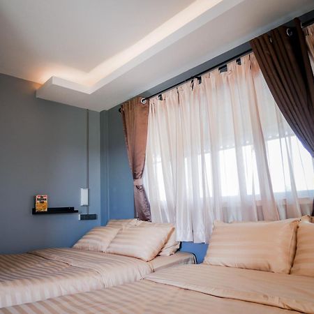 Varietyd-Dayhostel Huahin Bagian luar foto