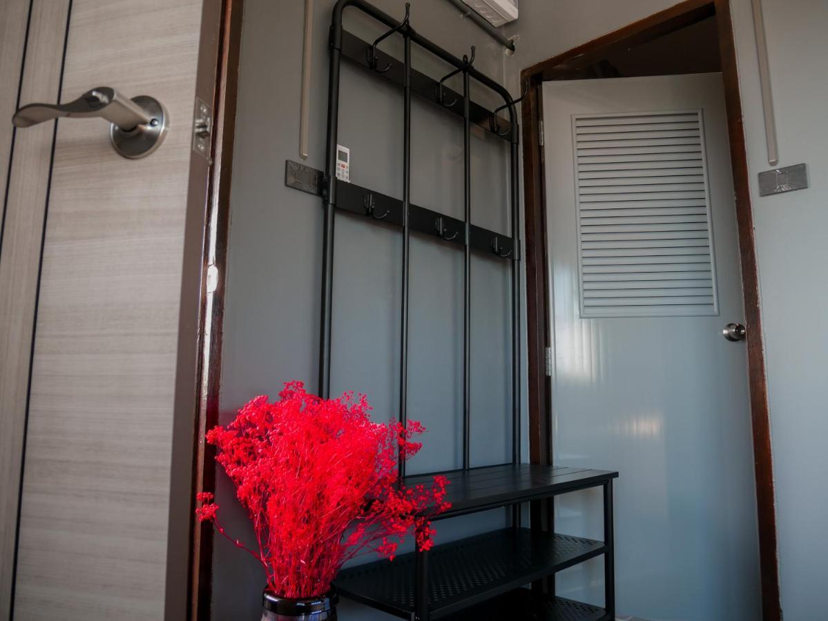 Varietyd-Dayhostel Huahin Bagian luar foto
