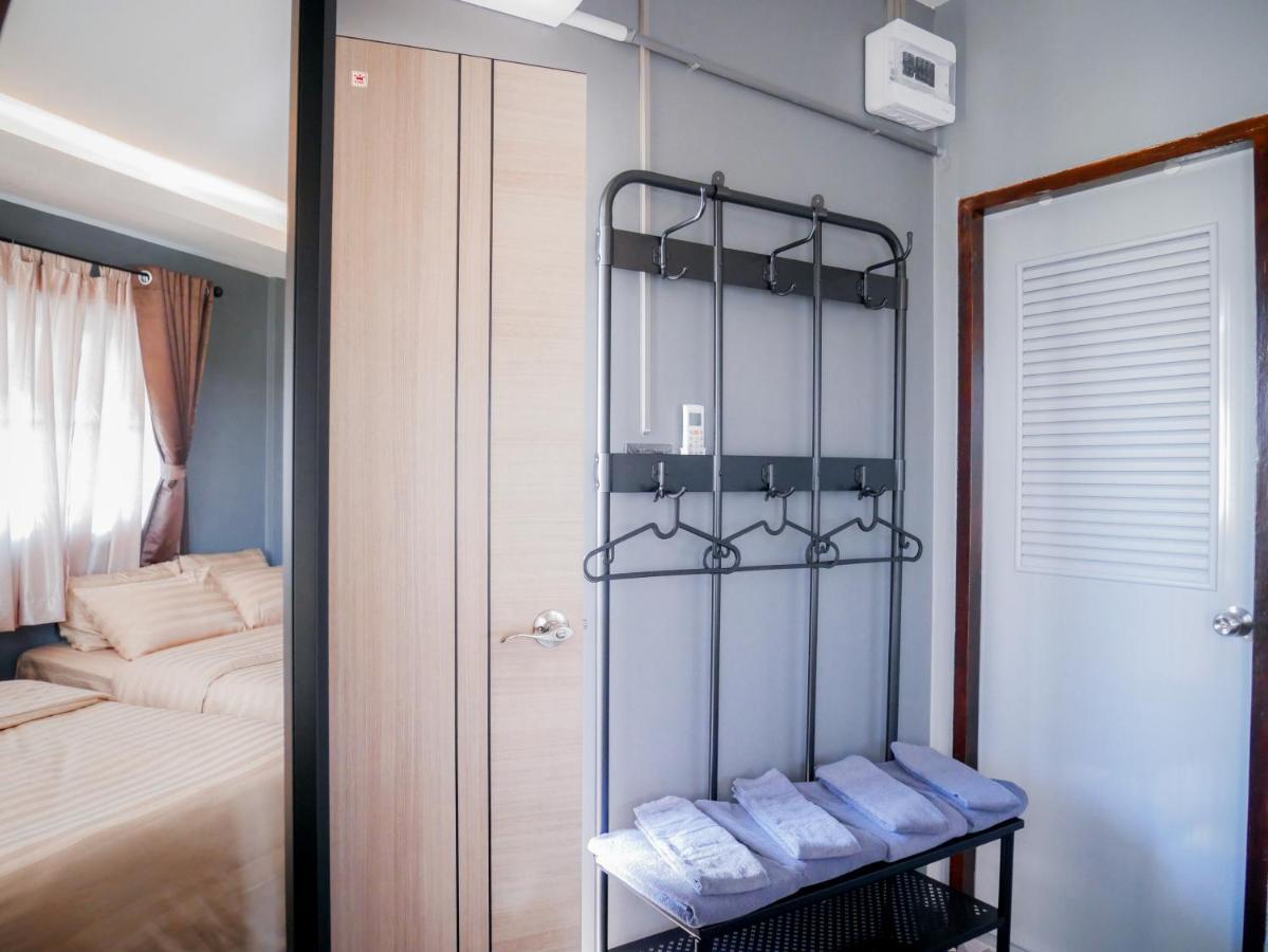 Varietyd-Dayhostel Huahin Bagian luar foto