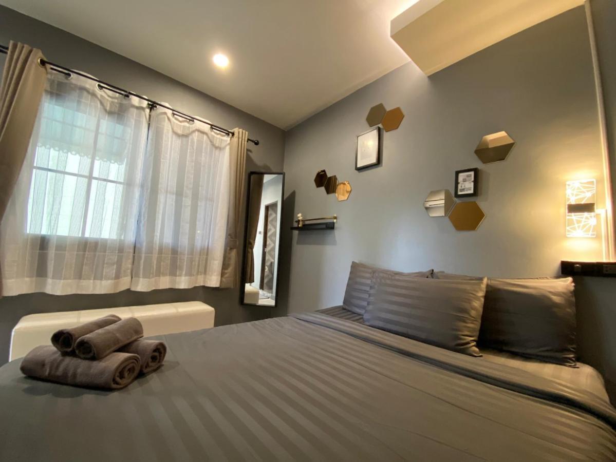 Varietyd-Dayhostel Huahin Bagian luar foto